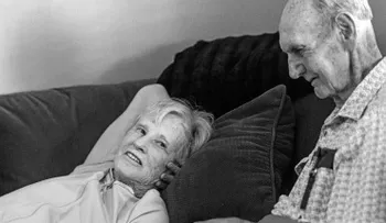 Pareja fallece con 4 horas de diferencia 