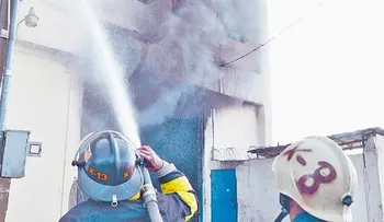 Un incendio destruyó parcialmente la empresa Coamsa  