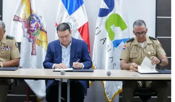 DGA entrega generador y pertrechos al Ministerio de Defensa
