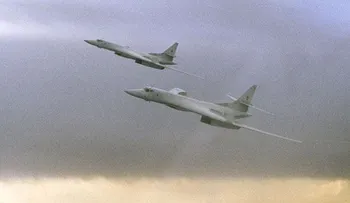 Dos bombarderos rusos aterrizan en Venezuela en el marco del plan de entrenamiento de combate 