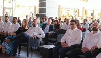 Collado afirma que el turismo vive su mejor momento y aporta cerca del 50% del crecimiento económico de RD