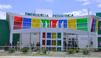 Apresan mujer trató de robar bebé en hospital de Santiago