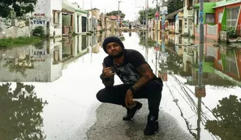Emisoras habrían dejado de tocar el tema â??El Hombre Grisâ? de Vakero 