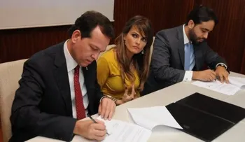 Academias APP y CAPP firman acuerdo para trabajar en promoción de valores democráticos