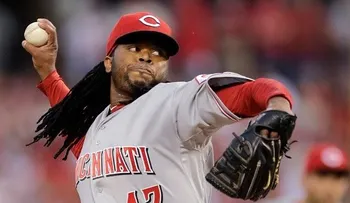 Cueto obtiene su primera victoria de la temporada
