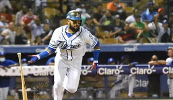 El líder azul que estuvo a tiro de hit para ser cambiado 