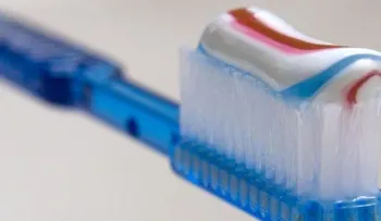 ¿Cuándo deberías reemplazar tu cepillo de dientes?