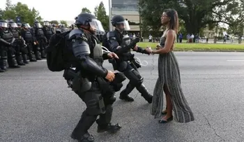 La foto protesta en USA que le está dando la vuelta al MUNDO 