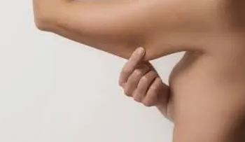 El remedio que tenían escondido:  Alcanfor con café elimina la flacidez en los brazos otras partes del cuerpo; tan sencillo como eso