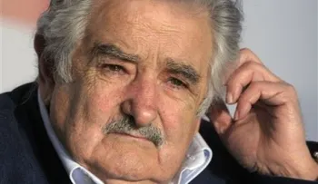 Mujica declara patrimonio de 322.883 dólares