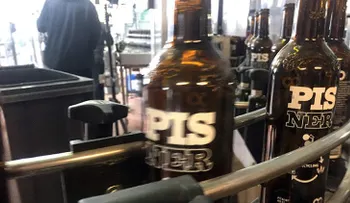 Asqueroso: La cerveza Pisner de orina humana es todo un éxito