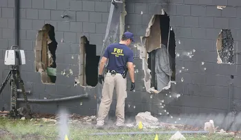 Sobrevivientes relatan dramáticos detalles del ataque en discoteca gay de Orlando