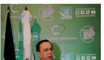 Gobernador Valdez Albizu destaca importancia de cumplir la responsabilidad social en el mundo empresarial 
