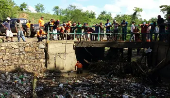 Buscan cuerpos de padre e hija murieron al ser arrastrados por río 