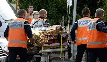 42 muertos al chocar camión con un autobús que llevaba ancianos  en Francia