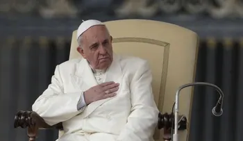 Papa Francisco llama defender víctimas de sacerdotes en RD