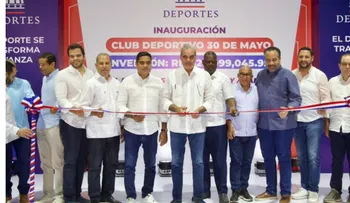 Presidente Abinader entrega techado Club Deportivo 30 de Mayo