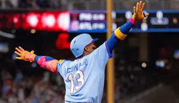 Ronald Acuña Jr. impulsa a los Braves a un paso de la postemporada tras serie ante los Phillies