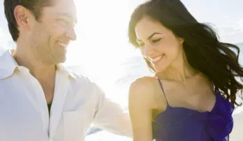 ¿Cómo les gusta a los hombres que vistan las mujeres? (VÍDEO)