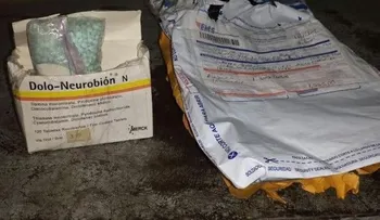 Ocupan pastillas de éxtasis en un sobre sería enviado por correo  