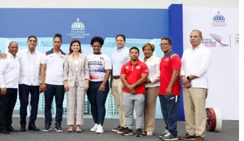 Raquel Peña y Bonilla inauguran Pabellón de Halterofilia
