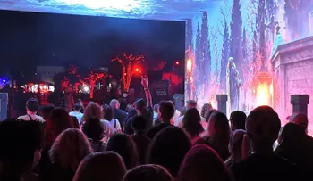 Rebeka Kelly recorre el lado oscuro de Miami en una noche de Halloween