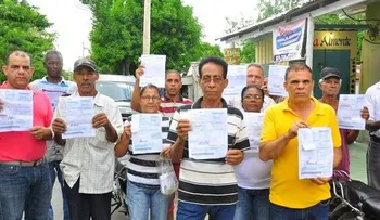 Protestan contra tandas apagones en Gurabo