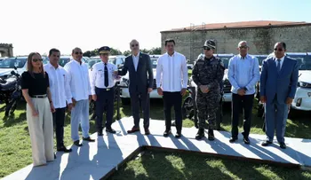 Presidente Abinader llama al pueblo dominicano a disfrutar las navidades en familia y con prudencia