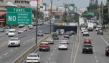 Cierran túnel de la avenida 27 de Febrero
