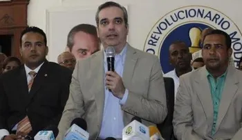 Luis Abinader promete un gobierno seguro y de progreso para las madres