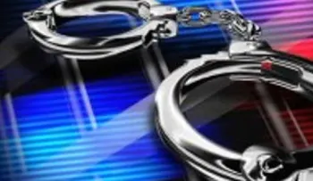PN captura dos hombres y una mujer por robo en residencia