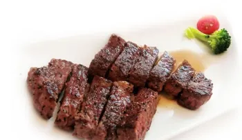 Carne en salsa de vino; una receta para sorprender; ingredientes y preparación