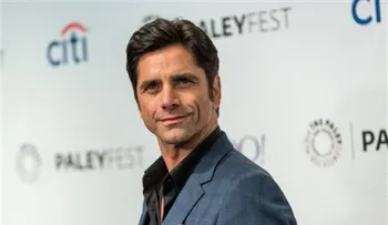 John Stamos acusado de conducir bajo efectos de una droga