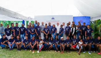 Gobierno inaugura dos centros del programa "Oportunidad 14-24" en Monte Plata