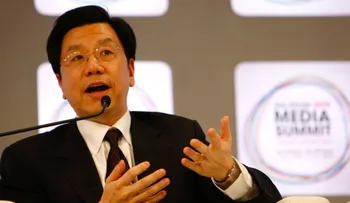 Conoce a Kai-fu Lee, el gurú de la tecnología que fomenta el espíritu emprendedor en China
