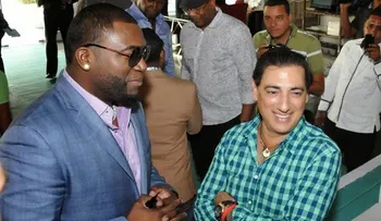  Cámara capta ladrones vaciando colmado en Arrroyo Hondo