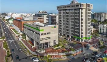 Convocatoria Premio Mujeres BHD cierra pronto