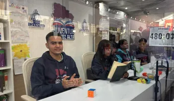 Cinco jóvenes dominicanos completan 480 horas de lectura y buscan el récord Guinness