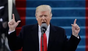 Demandarán a Trump por permitir que sus negocios acepten pagos del Gobierno  