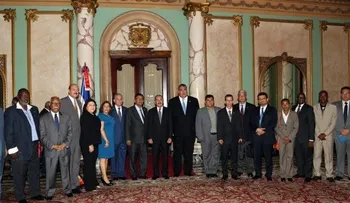 Presidente Medina recibe delegación de participantes seminario integración regional