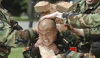 Entrenados para ser superhombres: Todo sobre los temibles comandos de China (Video)