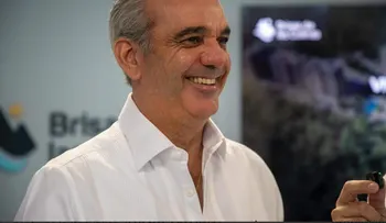 Abinader se posiciona como cuarto presidente mejor valorado en América Latina