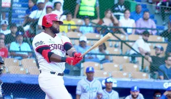 Brito la saca, pero Leones son superados en el Quisqueya
