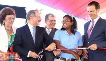 ADP dice escuelas se construyen sin servicios para tanda extendida