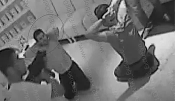 Las imágenes del secuestro del hijo de â??El Chapoâ? cuando cenaba en un restaurante