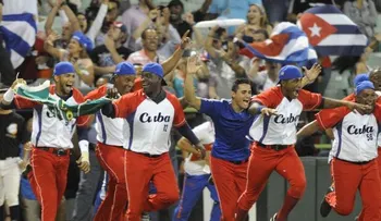 Fueron tres, los cubanos que desertaron de la Serie del Caribe