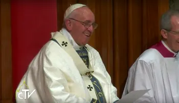 El papa pide creatividad a religiosos para comunicar la alegría del evangelio