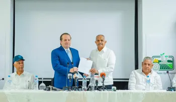 Gobierno entrega más de RD 11 millones a la Junta Agroempresarial Dominicana para adquisición de equipos
