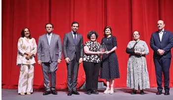Reconocen a madres destacadas de Santiago