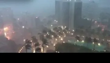 El huracán Irma alcanza Miami, desviándose hacia Tampa
